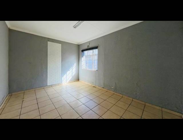 OFFICE PROPERTY TO RENT IN BRACKENHURST